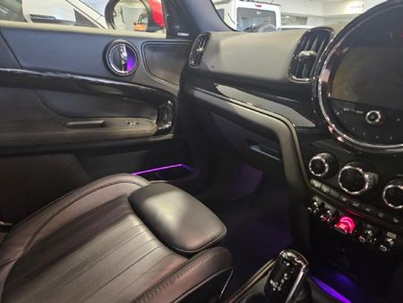 2023-MINI-Countryman-Cooper-JCW-All4-Auto_14