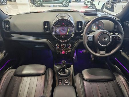 2023-MINI-Countryman-Cooper-JCW-All4-Auto_5
