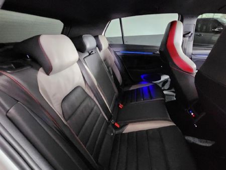 2022-Volkswagen-Golf-8-GTI-20-TSI-Auto_19