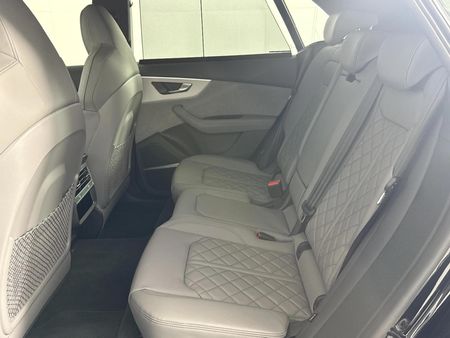 2025-Audi-SQ8-Quattro-Auto-373kw_3