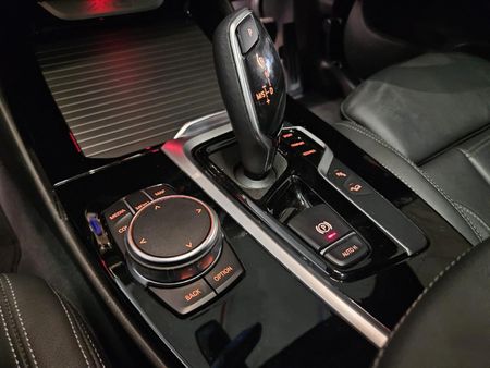 2021-BMW-X3-xDrive20d-M-Sport_17