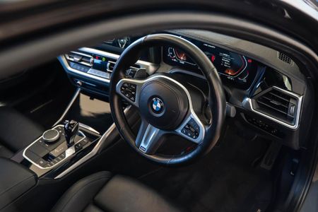 2022-BMW-3-Series-M340i-xDrive-Auto_10