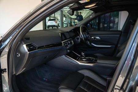 2022-BMW-3-Series-M340i-xDrive-Auto_12