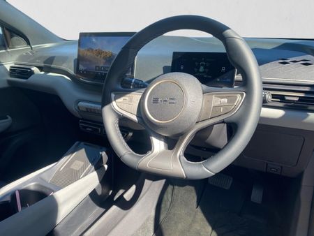 2026-BYD-Dolphin-Surf-Dynamic_13