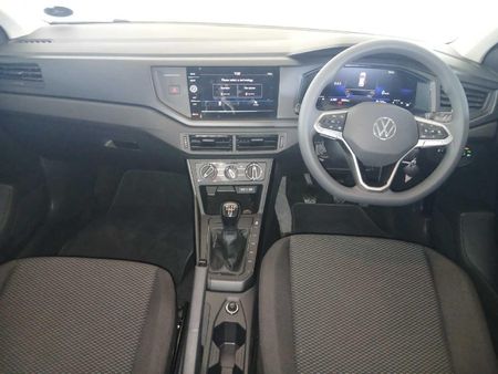 2026-Volkswagen-Polo-10-TSI_14