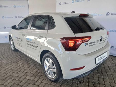 2026-Volkswagen-Polo-10-TSI_2