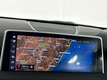 2019-BMW-X6-M50d_12