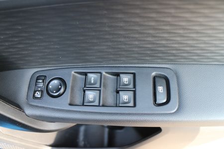 2023-Renault-Kiger-10-Energy-Zen-Auto_17