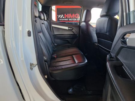 2019-Isuzu-D-Max-300-LX-4x4-Auto-Double-Cab_13