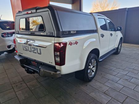 2019-Isuzu-D-Max-300-LX-4x4-Auto-Double-Cab_2