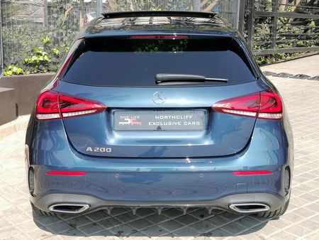 2021-Mercedes-Benz-A-Class-A-200-AMG-LINE-AUTO_3