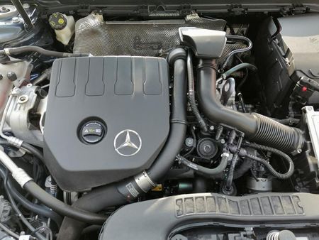 2021-Mercedes-Benz-A-Class-A-200-AMG-LINE-AUTO_8