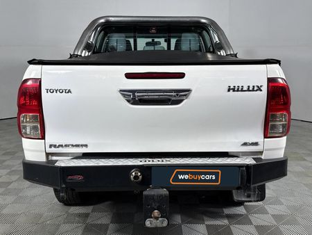 2017-Toyota-Hilux-28-GD-6-Raider-4x4-Double-Cab_15