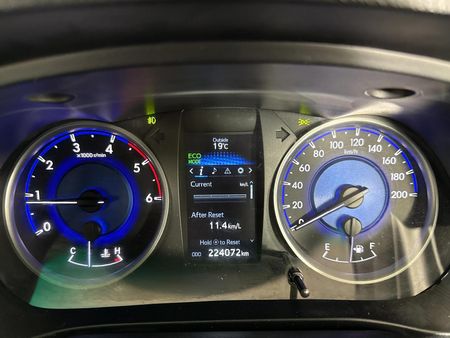 2017-Toyota-Hilux-28-GD-6-Raider-4x4-Double-Cab_2