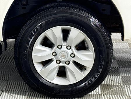 2017-Toyota-Hilux-28-GD-6-Raider-4x4-Double-Cab_6