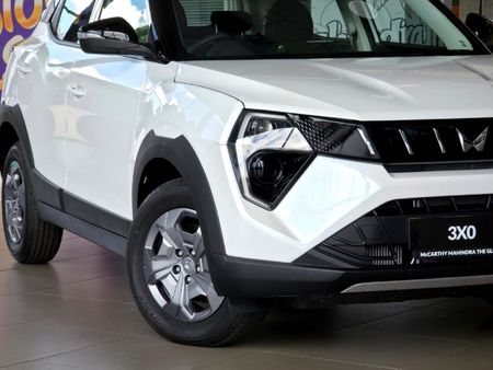 2026-Mahindra-XUV-3XO-12T-MX2-Auto_2