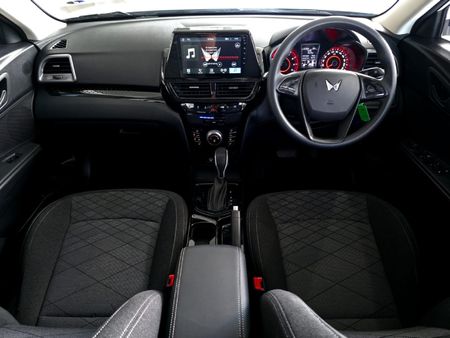 2026-Mahindra-XUV-3XO-12T-MX2-Auto_3