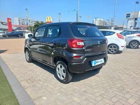 2024-Suzuki-S-Presso-10-GL_4