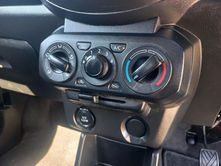 2024-Suzuki-S-Presso-10-GL_11