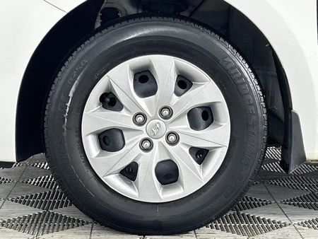 2020-Hyundai-i20-12-Motion_4