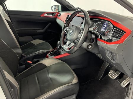 2019-Volkswagen-Polo-20-GTI-Auto-147kW_9