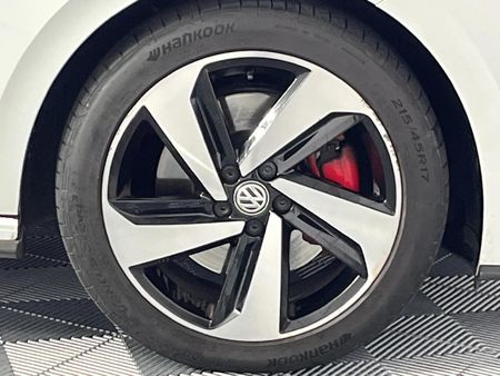 2019-Volkswagen-Polo-20-GTI-Auto-147kW_5