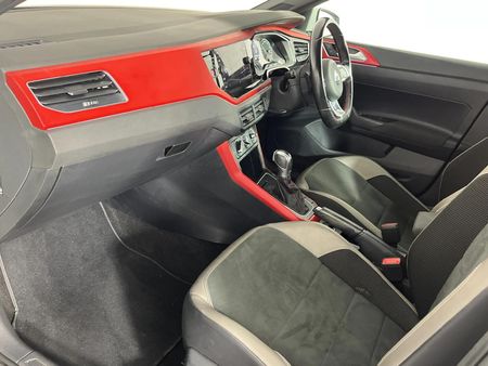 2019-Volkswagen-Polo-20-GTI-Auto-147kW_8