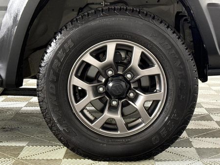 2022-Suzuki-Jimny-15-GL-Auto_3