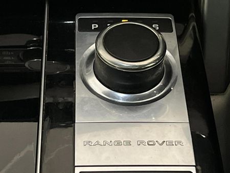 2014-Land-Rover-Range-Rover-44-SD-V8-Vogue-SE_10