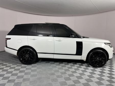 2014-Land-Rover-Range-Rover-44-SD-V8-Vogue-SE_19