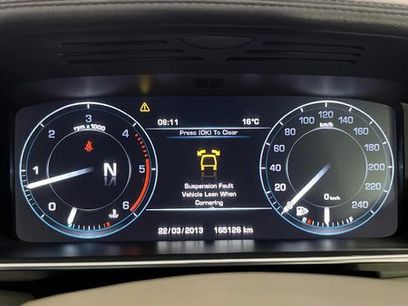 2014-Land-Rover-Range-Rover-44-SD-V8-Vogue-SE_2