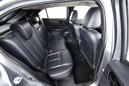 2022-Mitsubishi-Eclipse-Cross-20-GLS-Auto_12