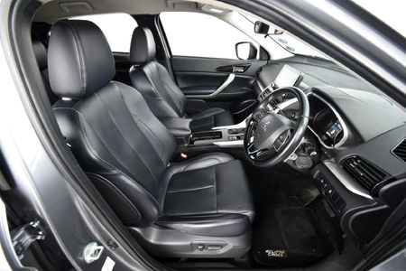 2022-Mitsubishi-Eclipse-Cross-20-GLS-Auto_13
