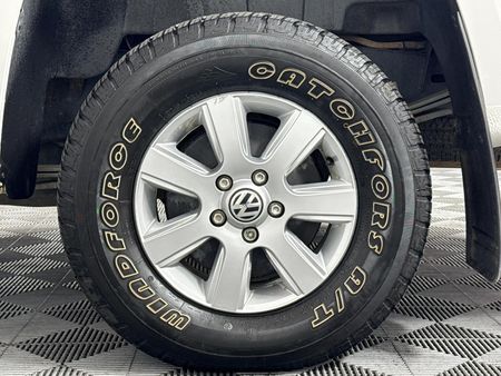 2014-Volkswagen-Amarok-20-TDI-Trendline-103kW-Double-Cab_6