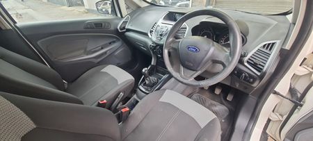 2016-Ford-EcoSport-15-TiVCT-Ambiente_8