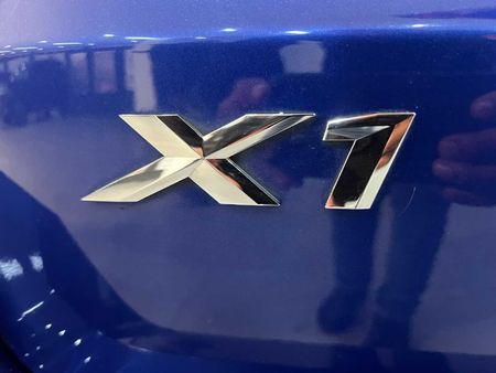 2025-BMW-X1-sDrive18d-M-Sport_11