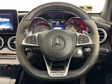 2019-Mercedes-AMG-GLC-63-S-AMG-Coupe-4Matic_12
