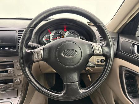 2007-Subaru-Outback-30R-Auto_10