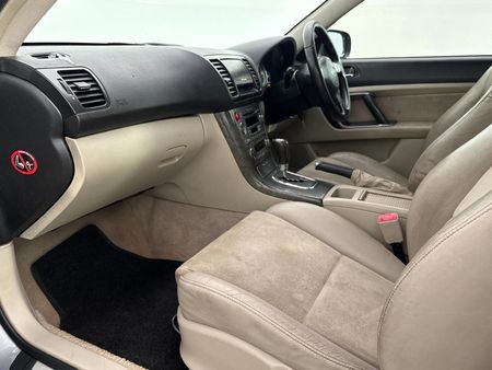2007-Subaru-Outback-30R-Auto_7