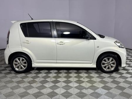 2011-Daihatsu-Sirion-15i-Sport_16