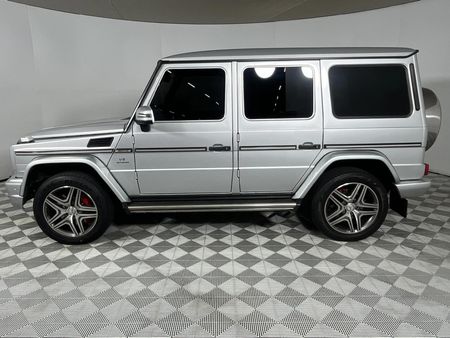 2015-Mercedes-AMG-G-Class-G63-AMG_19