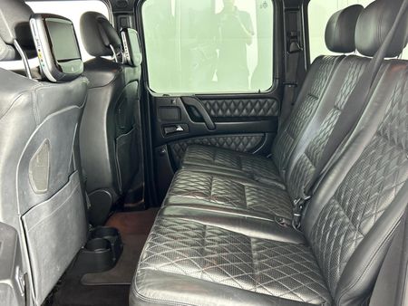 2015-Mercedes-AMG-G-Class-G63-AMG_3