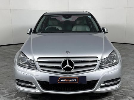 2011-Mercedes-Benz-C-Class-C-180-BE-Avantgarde-Auto_16