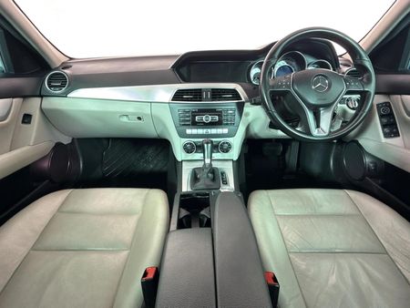 2011-Mercedes-Benz-C-Class-C-180-BE-Avantgarde-Auto_1