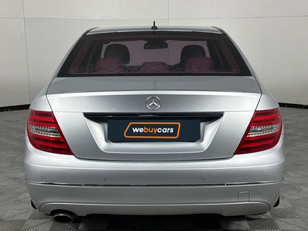 2011-Mercedes-Benz-C-Class-C-180-BE-Avantgarde-Auto_19