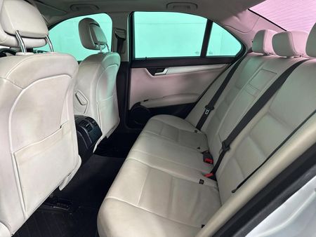 2011-Mercedes-Benz-C-Class-C-180-BE-Avantgarde-Auto_3