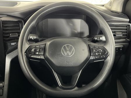 2024-Volkswagen-Amarok-20-TDI-125kW-Double-Cab_12