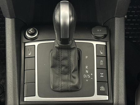 2022-Volkswagen-Amarok-30-TDI-Highline-190kW-4Motion-Auto-Double-Cab_10