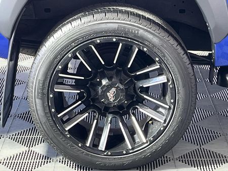2022-Toyota-Hilux-28-GD-6-Raised-Body-Legend-4x4-Auto-Double-Cab_7