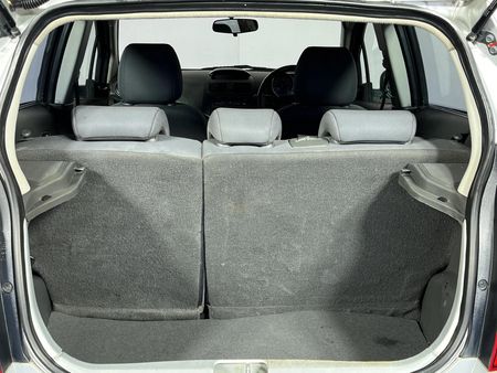 2015-Chevrolet-Spark-12-Campus_13